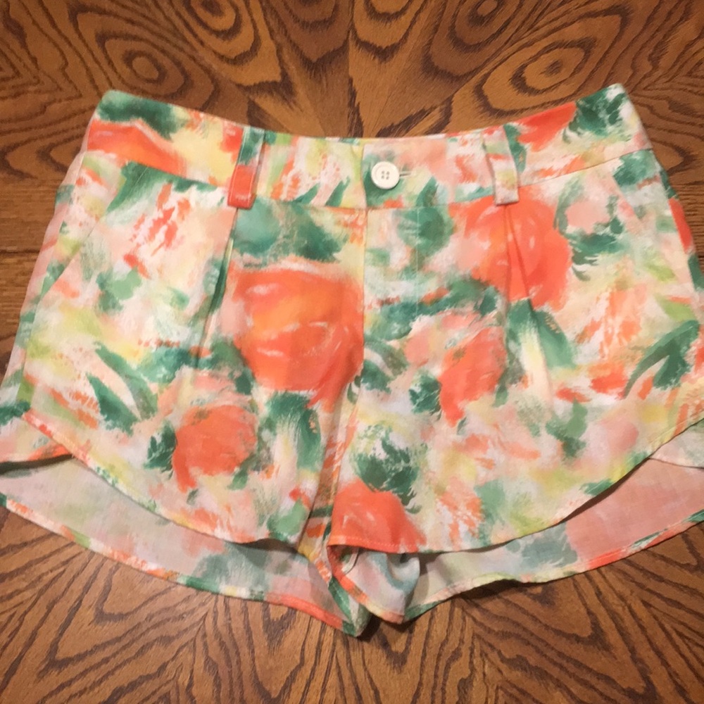 Alice and Olivia Abstract Shorts